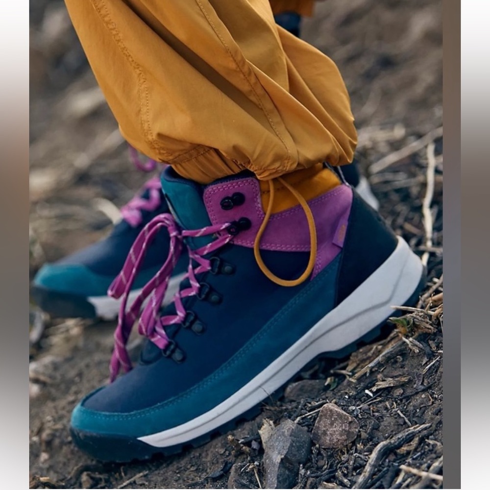 - Danner for Free People Adrika Hiker Boots Size 7.5 NEW IN BOX